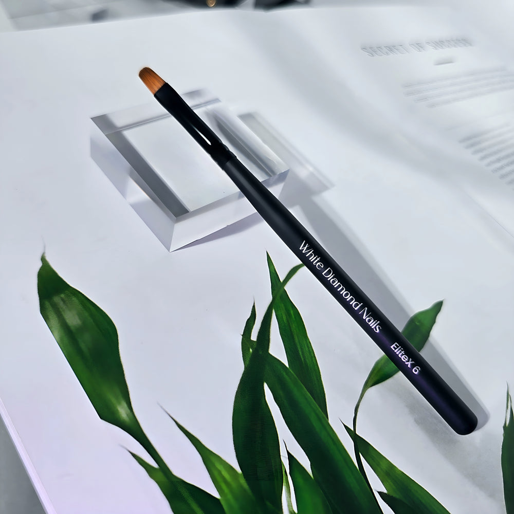 EliteX 6 Oval Flat Acrygel Brush by White Diamond Nails – professional nail brush for sculpting and pressing thick gels